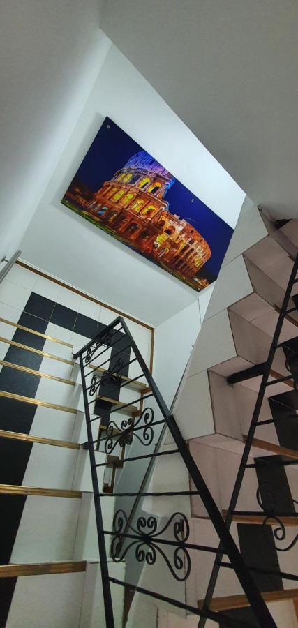 Hotel Picasso 70 Medellin Bagian luar foto