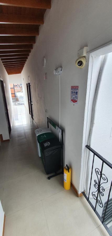 Hotel Picasso 70 Medellin Bagian luar foto